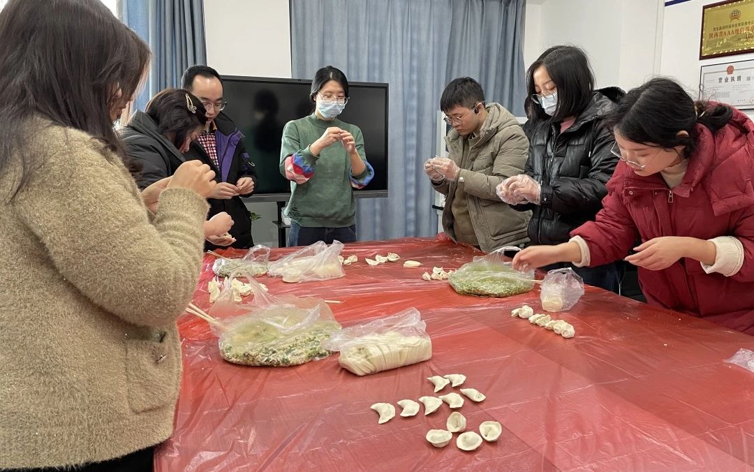 贏潤(rùn)集團(tuán) | 迎冬至，包餃子，共繪溫馨畫(huà)卷！